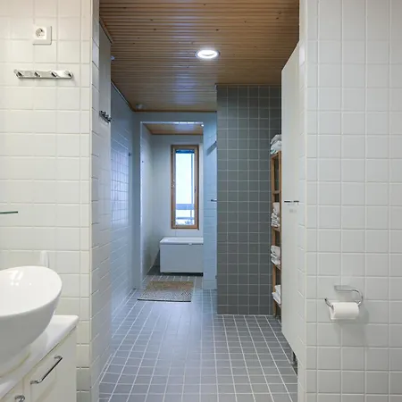 A Beautiful Penthouse With Sauna And Sea View 176m2 * הלסינקי
